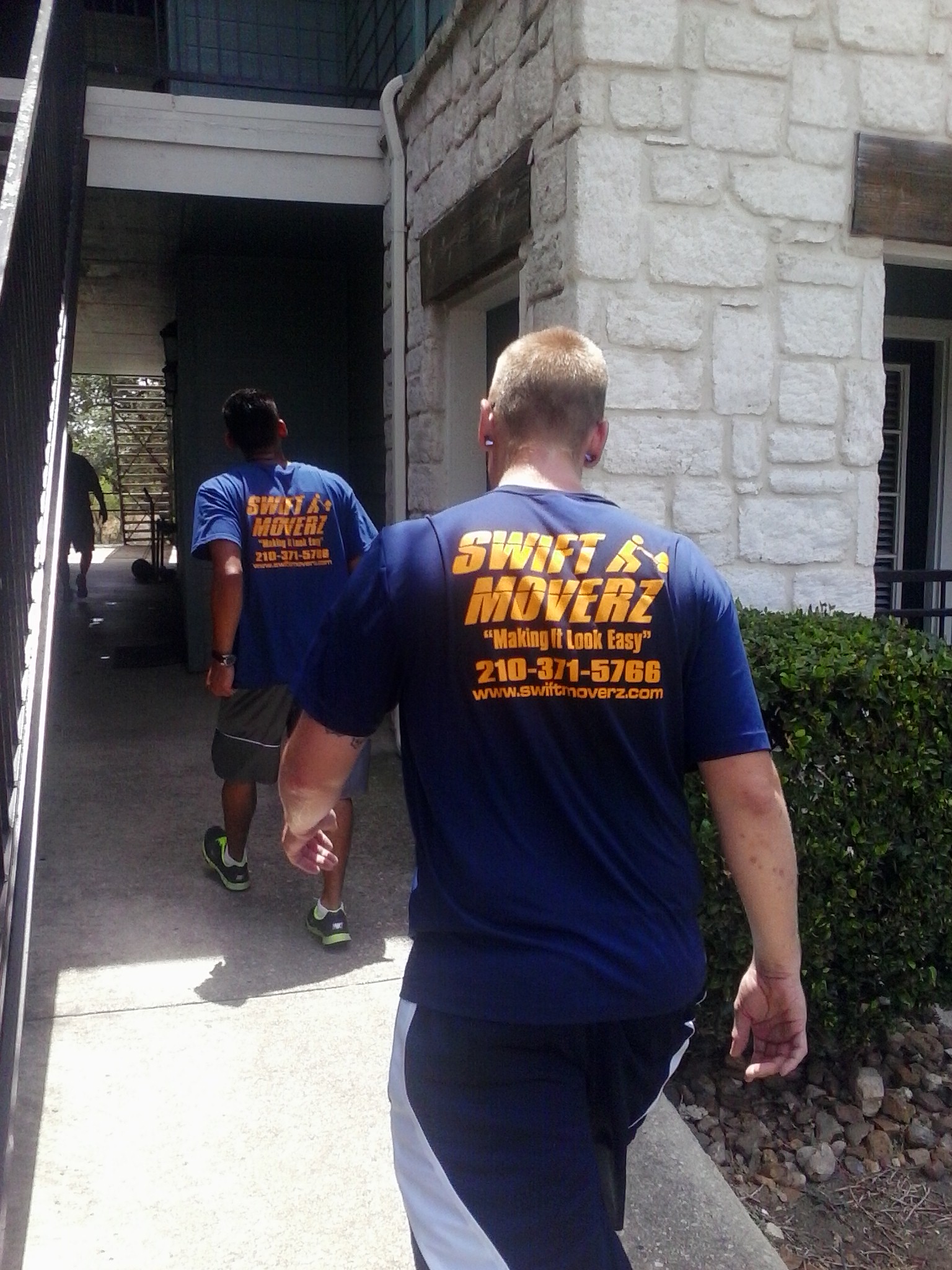 2 movers in San Antonio